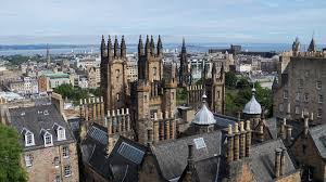Edimburgo es la capital de escocia y parte del reino unido; Edimburgo La Acogedora Y Placida Capital De Escocia Sabemos