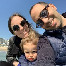 posta Ciao a tutte a mio figlio qualche mese è spuntata una verruca sotto  l'ascella , diagnosi “ mollusco contagioso “ cura “ andranno via da soli” A  distanza di due mesi