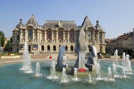 Dans notre guide, nous répondons à toutes vos questions sur un emménagement à lille, telles que l'enregistrement, l'hébergement et les divertissements. Top Things To Do In Lille North France