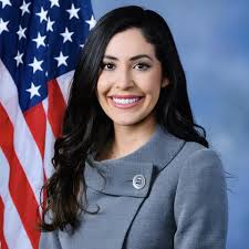 Edel Barrett (@delibird910)