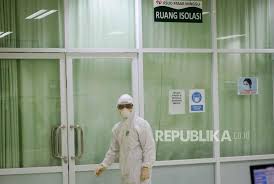 Warga Antre Rapid Test Covid 19 Di Rsud Pasar Minggu Republika Online