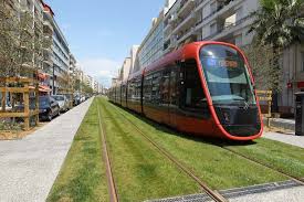 Alstom Met En Service Son Tramway Citadis Sans Catenaire A Nice Ferroviaire Train Nice Tramway