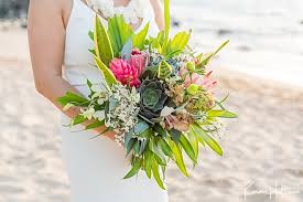 Talking about fall flowers, the flowers in season are asiatic lily, asters, calla lilies, chrysanthemums, dahlias and so on. 100 Beach Wedding Bouquets Tropical To Boho Inspiration