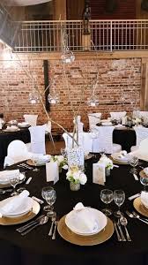 Hof Frien Tischdekoration Hochzeitsdekoration Baum Auf Dem Tisch Teelichter Im Glasanha Hochzeit Tischdecken Schwarze Tischdecke Hochzeit Vintage Hochzeit Deko