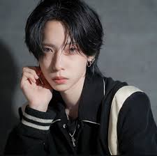 韓国メンズアイブロウ】男らしいだけじゃない、なりたい雰囲気を叶える！ ｜ HAIRCAMP（美容師向けオンライン学習サービス）