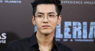 Aug 08, 2021 · the chaos in celebrity fan clubs, exposed by the 'kris wu' incident, reflects that bad fan culture has reached a critical moment that must be corrected, the agency said, adding that fan club. C8wdd5pdswkg5m