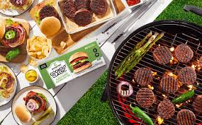 Bindet die schürzen um … gleich wird's chaotisch! Beyond Meat Announces Burgers For 1 60 To Make Plant Based Bbqing Affordable For The Season Vegconomist The Vegan Business Magazine