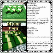 1 buku/ 250 g mentega 1/2 cawan gula halus 5 biji telur 2 sb pewarna hijau/ emulco pandan 4 sudu besar seri kaya 1/4 cawan susu pekat manis 1 sk esen …. Resepi Kek Lumut Cheese Lama Dah De Mamajue Kitchen Facebook
