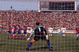 You may find an airport to fly into that's cheaper, faster, or easier than barcelona. BettospË¢áµ–á¶ á¶œ 1 01 Ø¹Ù„Ù‰ ØªÙˆÙŠØªØ± Sao Paulo Bra 2x1 Barcelona Esp Tokyo In Japan 13 Dec 1992 Nostalgia Spfc By Masahide Tomikoshi Tomikoshi Photography Tphoto2005 Mestre Tele Cobranca De Falta Do Rai Pep Guardiola