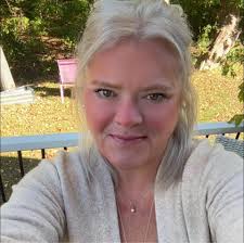 What flower delivery services are available in Haverhill for same day  delivery?