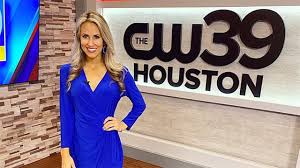 Последние твиты от veronica leal (@veronicalealoff). Mikemcguff Com Lauren Leal Filling In On Cw39