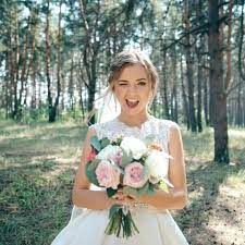 Ich möchte dieses auch tragen. Nachhaltige Brautmode Tipps Fur Einen Grunen Brautkleid Kauf Gala De