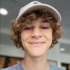 Jake Lippert's Instagram, Twitter & Facebook