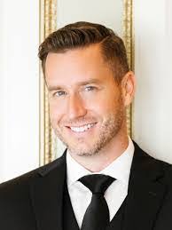 Travis Keeler's Instagram, Twitter & Facebook