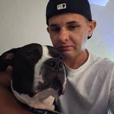 Eric Burgos (@Dsb1102)