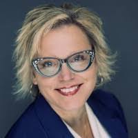 Kristina Phipps's Instagram, Twitter & Facebook