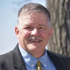 Pet Industry Consultants with Over 80 years of Real Experience