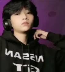 Than Htoo Aung (@than.htoo.aung893)