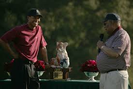 The golden golfer tiger woods has won over 100 tour events. Bibakalnglacjm