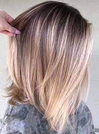 30 Straight Medium Length Hairstyles For Women To Look Attractive Straight Haircuts Middle Parted Medium Str Thin Hair Haircuts Hair Styles Long Hair Styles