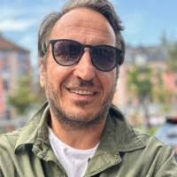 Andrew Suiter's Instagram, Twitter & Facebook