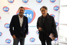 Si le chroniqueur est célibataire, il a assuré qu'il. Decouvrez L Interview De Richard Berry Au Micro De Bernard Montiel