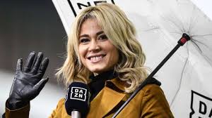 Si tratta di dazn, sky. Ufficiale La Serie A Ha Deciso Diritti Tv Per Il Triennio 2021 24 A Dazn Che