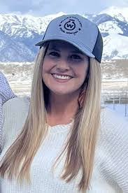 Katie Sutter's Instagram, Twitter & Facebook