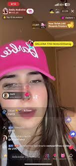 Emily Deanda's Instagram, Twitter & Facebook