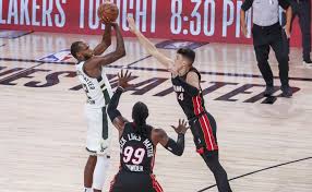 One showed an image of milwaukee bucks star khris middleton appearing to wear the shoes in. What Pros Wear Nightly Pro Notables Middleton And Bucks Get Improbably Win Without Giannis September 6 2020 What Pros Wear