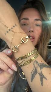 Discover Dreamy Gold Jewelry Stack Discounts