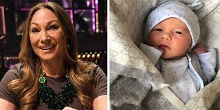 Check spelling or type a new query. Charlotte Perrelli Berattar Om Forlossningen Stoppa Pressarna Kandisar Kandisnytt Hant Extra Se Hor Noje