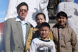 Với phần chia sẻ cách làm đẹp khoa học từ bên trong bằng sức mạnh dinh dưỡng, những người làm vợ, làm mẹ sẽ học được cách yêu thương. Mark Wahlberg Asks To Meet Man He Beat Johnny Trinh Daily Mail Online