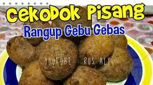 Nak buat meniaga hasil air tangan puan azlina ina pun boleh.dia dah izinkan. Cara Memasak Cekodok Pisang Kodok Cucur Rangup Gebu Gebas Youtube
