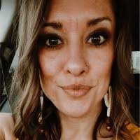 Melissa Trowbridge's Instagram, Twitter & Facebook