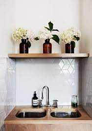 resultat de recherche d images pour carrelage blanc cuisine cuisine blanche et bois credence cuisine carrelage blanc brillant