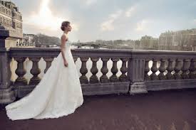 Die brautkleider der marke lilly zeichnen sich aus durch präzise verarbeitete schulterträger und pfiffige faltenansätze. Das Modeca Brautkleid 2018 Heiraten Hochzeit