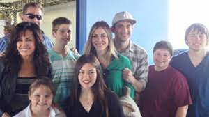 Donnie's foil, an icon of the 1970s: Introducing Marie Osmond S 8 Children Classic Country Music