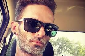 Donna Hanson's Instagram, Twitter & Facebook