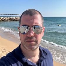 Dovi Frances (@DoviFrances1)