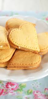 Birds Custard Powder Recipes Custard Cream Hearts Recipe Dessert Recipes Desserts Delicious Desserts