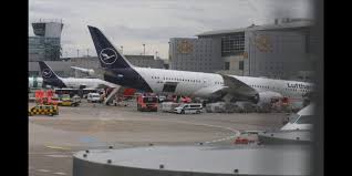 See the moment a plane's nose gear collapsed in Germany