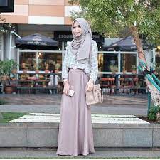 Sekarang ini sudah banyak sekali jenis model baju pantai wanita muslimah. Pin Di Hijab Fashion