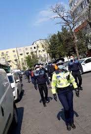 Casa de pensii sectorială este organul tehnic de specialitate care administrează la nivelul ministerului afacerilor interne, sistemul public de pensii din românia pentru cadrele militare în activitate, soldaţii şi gradaţii. Exclusiv Cazul PiaÈa ReÈiÈa ExplodeazÄ DezvÄluiri Uluitoare Ale Unui PoliÈist Despre Traficul De ÈigÄri Evenimentul Zilei