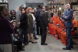 Sarah shahi en 'person of interest'. The Rookie Bild Sarah Shahi Shawn Ashmore 85 Von 218 Filmstarts De