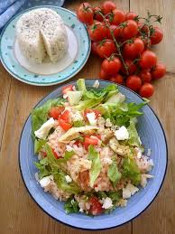 Insalata di riso e pollo. Insalata Di Riso Con Pollo E Ricotta Salata Primi Piatti Piatti Estivi