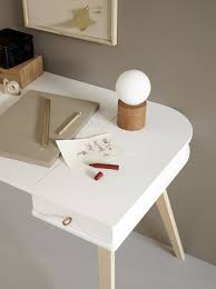 Der oliver furniture kinder schreibtisch aus der kollektion seaside ist ein kleiner arbeitsplatz mit viel stauraum in insgesamt 5 schubladen. Oliver Furniture Schreibtisch Wood Eiche Weiss 118x72cm Online Kaufen