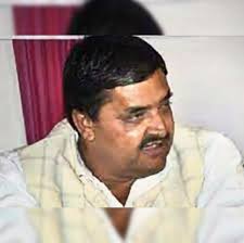 SP MP Javed Ali Khan reminisces about his paper throwing days from Lok  Sabha gallery