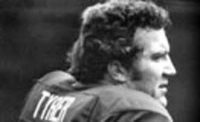 Kansas City Chiefs: Best Offensive Players Not in the Pro Football Hall of  Fame