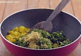 Aloo Methi Sabzi Punjabi Aloo Methi Potatoes With Fenugreek Leaves Recipe Aloo Methi Recipe Aloo Methi Methi Recipes